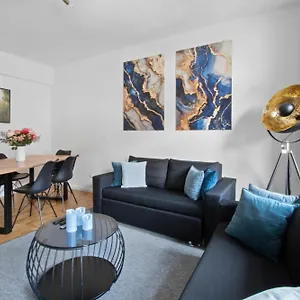 Altstadt - Exklusive 3-zi-wohnung Mit 90 Qm Und Grossem Balkon Nürnberg